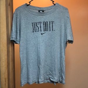 Nike tshirt
